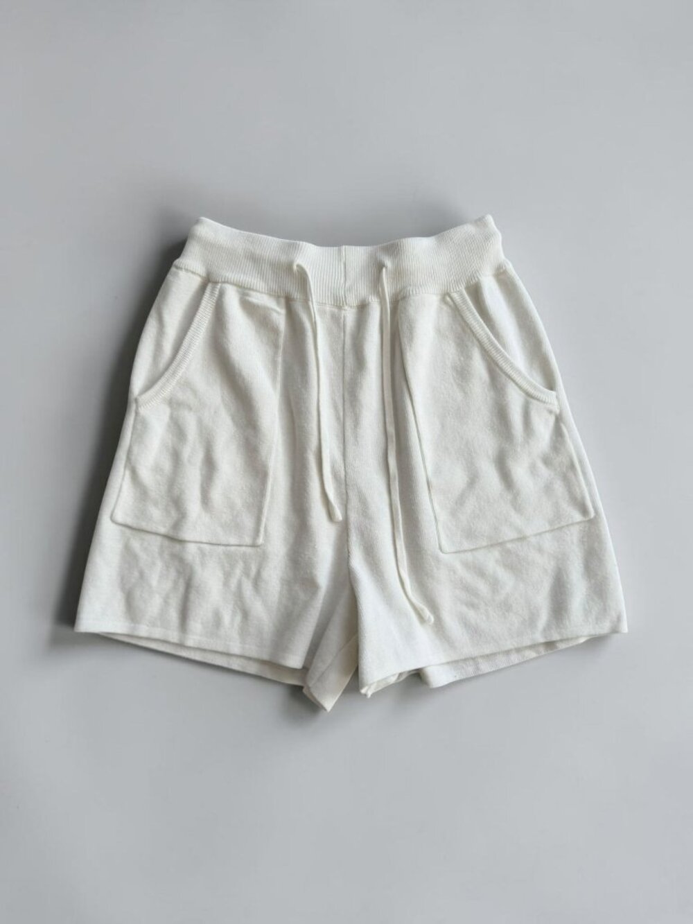 KNIT White High Waist Stretch Shorts Size Small